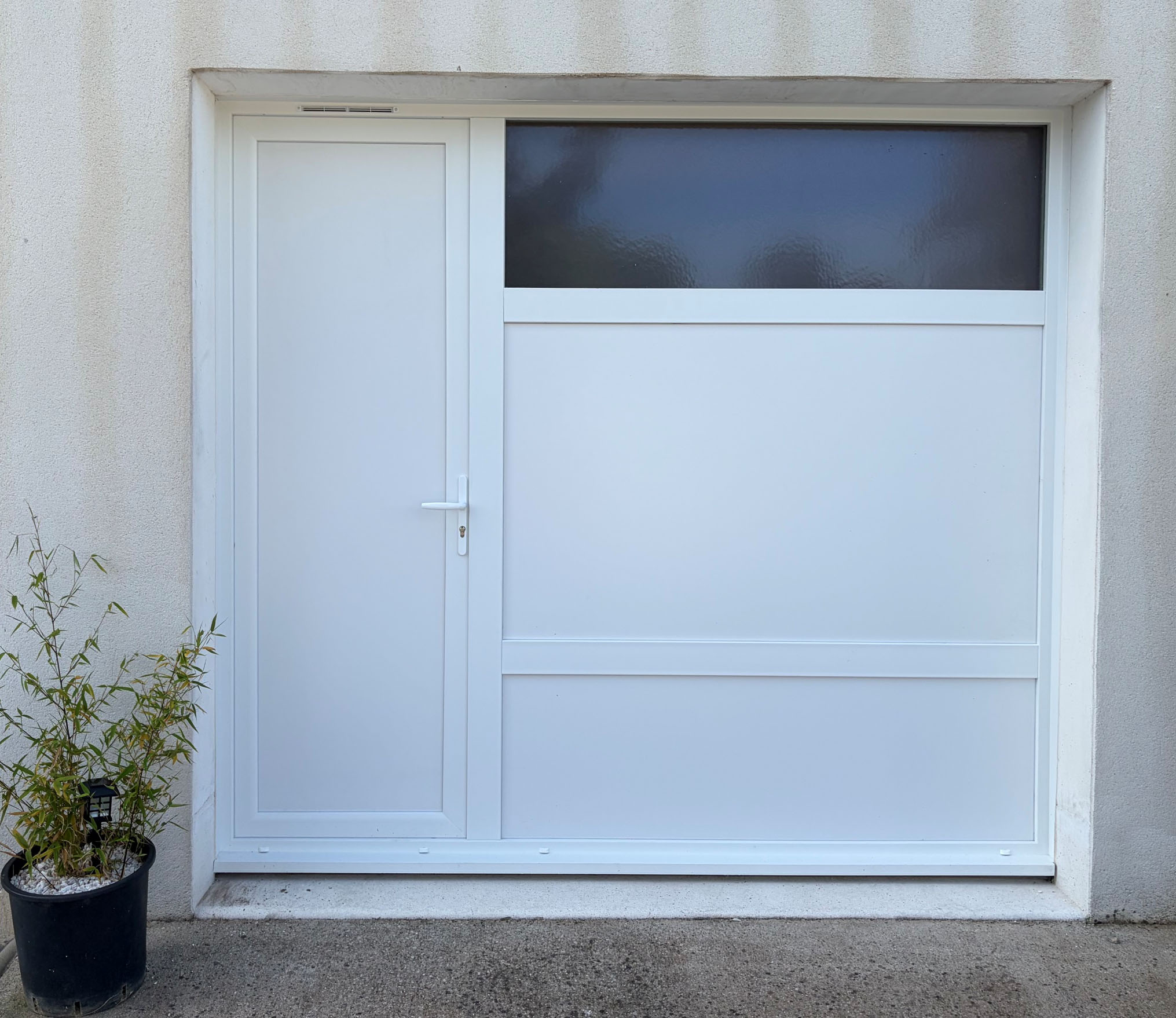 Avant — Porte de Garage